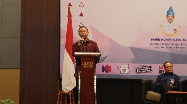 Tiga Fokus Utama Bidang Kebahasaan dan Kesastraan