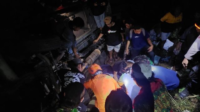 Bus Jatuh di Jurang Jalur Kebun Kopi, Puluhan Penumpangnya Luka-Luka, Tiga Meninggal Dunia