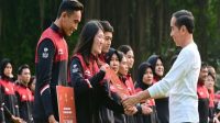 Presiden Jokowi Serahkan Bonus untuk Atlet SEA Games, Pelatih, dan Asisten Pelatih Presiden Jokowi Serahkan Bonus untuk Atlet SEA Games, Pelatih, dan Asisten Pelatih