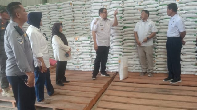 Peninjauan Persediaan Beras di Bulog dan Sejumlah Proyek Infrastruktur Parigi Moutong