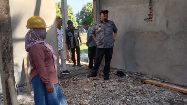 Pj Bupati Tinjau Progres Proyek Pembangunan Fasilitas SD dan SMP