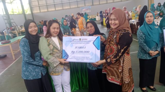 Ketua TP PKK Surya Febrianti Ajak Generasi Muda Makan Ikan