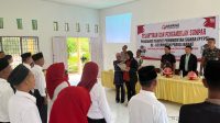Sebanyak 15 Anggota PTPS Dilantik, Ini Pesan Panwascam Parigi Barat
