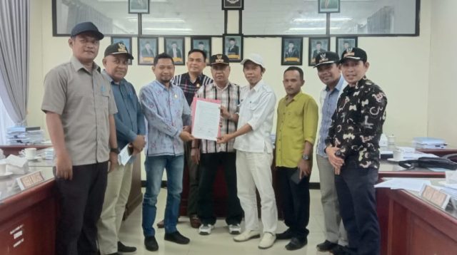 Temui komisi I, Sejumlah kades bawa 7 tuntutan