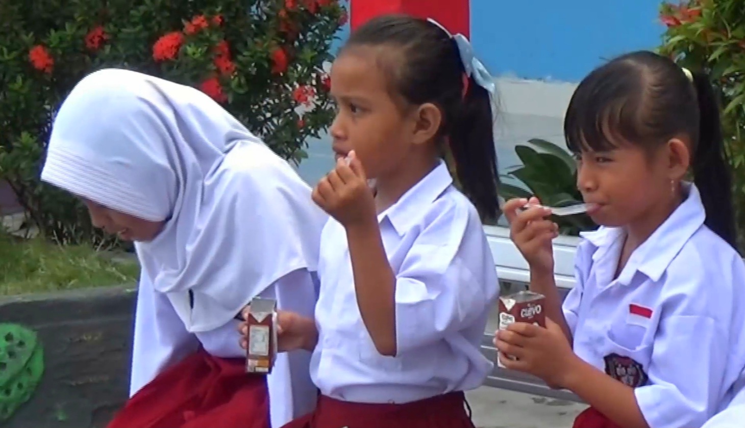 SEKOLAH MASIH MENUNGGU PROGRAM MAKAN BERGIZI GRATIS