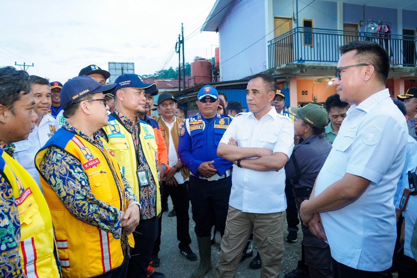 Tinjau Banjir Morut, Gubernur Sulteng Dorong Pembangunan Tanggul Sungai La’a
