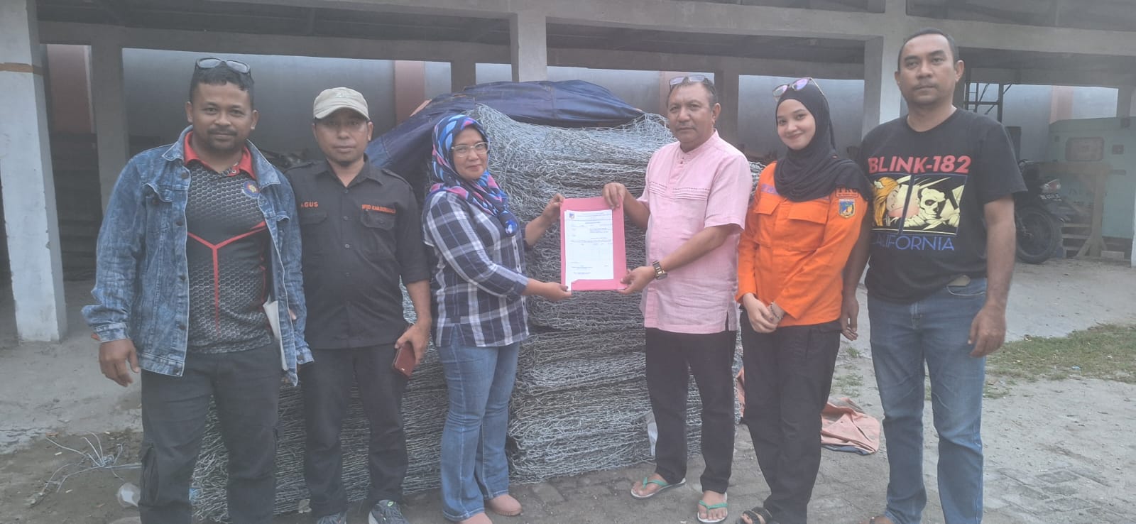 Gubernur Bantu 610 Keranjang Kawat Bronjong Atasi Bencana Banjir Donggala