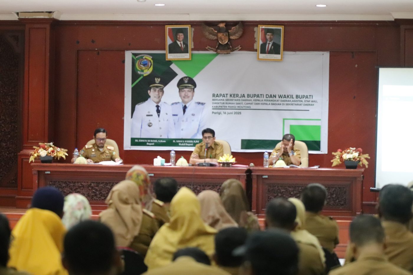 Pimpin Rapat Kerja Perdana, Bupati Parigi Moutong Tegaskan Komitmen 100 Hari Kerja