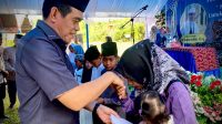 Hadiri Pengajian dan Santunan Anak Yatim di Kecamatan Bolano Lambunu, Ini Pesan Bupati Erwin Burase Hadiri Pengajian dan Santunan Anak Yatim di Kecamatan Bolano Lambunu, Ini Pesan Bupati Erwin Burase