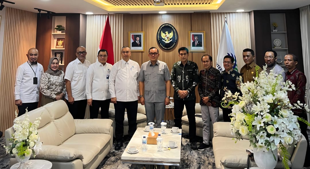 Pemda Parigi Moutong Temui Wamen Investasi, Bahas Sektor Pertanian dan Industri Daerah