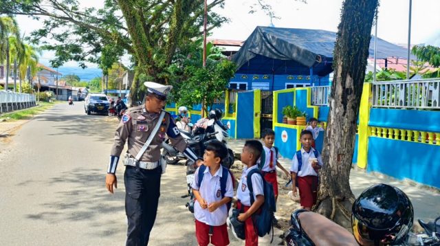 Unit Turjawali Polres Parigi Moutong Perketat Pengawasan Lalu Lintas di Titik-Titik Vital Kota Parigi