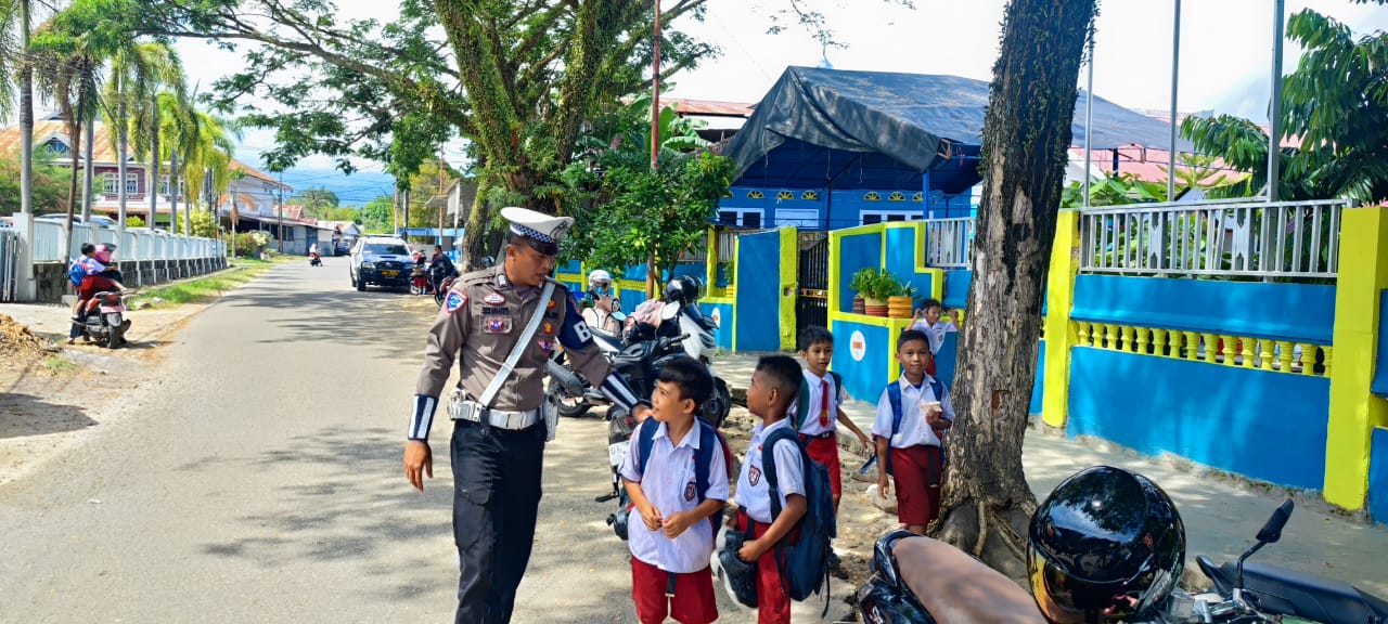 Unit Turjawali Polres Parigi Moutong Perketat Pengawasan Lalu Lintas di Titik-Titik Vital Kota Parigi