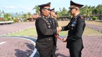 Polres Parigi Moutong Anugerahkan Satya Lencana kepada 20 Personel Teladan Polres Parigi Moutong Anugerahkan Satya Lencana kepada 20 Personel Teladan