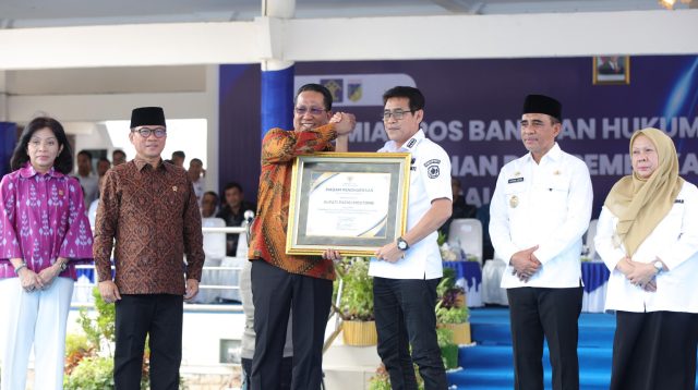Pemda Parigi Moutong Terima Penghargaan Tingkat Nasional