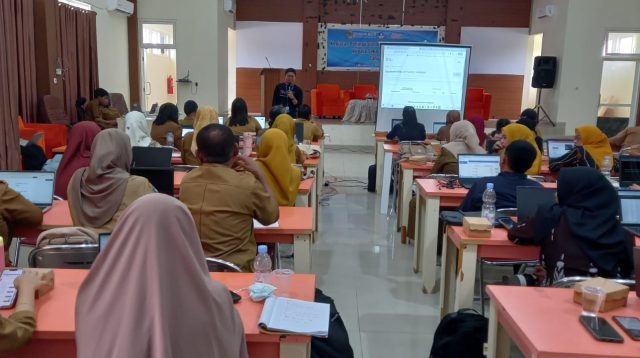 Disdikbud Parigi Moutong Gelar Bimtek Literasi Digital, Targetkan Pemerataan Mutu Pendidikan