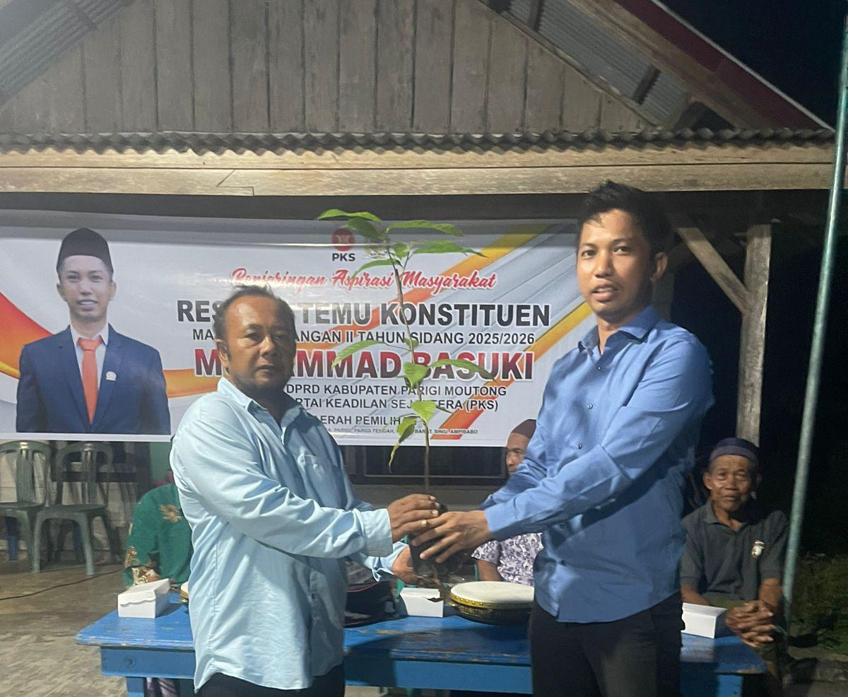 Reses di Dua Wilayah, Muhammad Basuki Serap Aspirasi sekaligus Salurkan Bantuan
