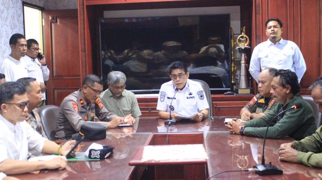 Respons Cepat Dampak Lingkungan, Bupati Erwin Burase Hentikan Sementara Tambang di Desa Air Panas