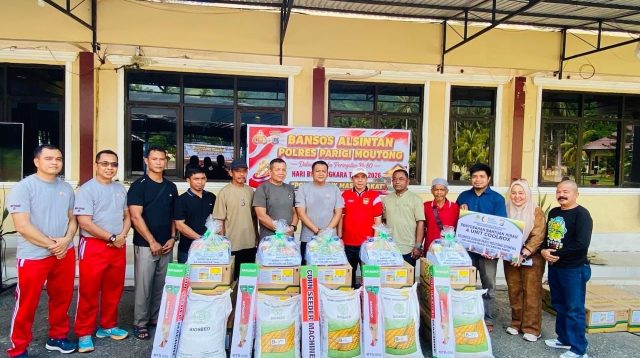Peringati Hari Bhayangkara ke-80, Polres Parigi Moutong Salurkan Bantuan Alsintan untuk Petani