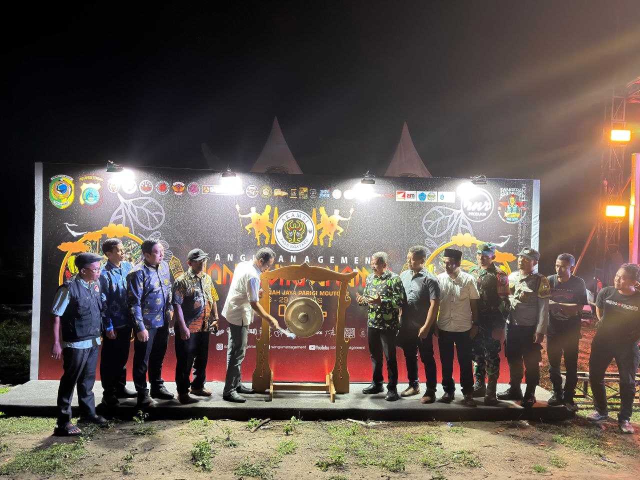 ​Buka Festival Mambuku, Sekda Parigi Moutong Dorong Ekonomi Lokal dan Wisata Berkelanjutan
