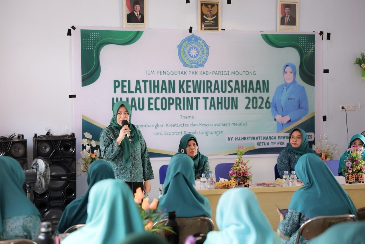 TP-PKK Gelar Pelatihan Kewirausahaan, Hestiawati Optimistis Ecoprint Jadi Peluang Usaha Baru