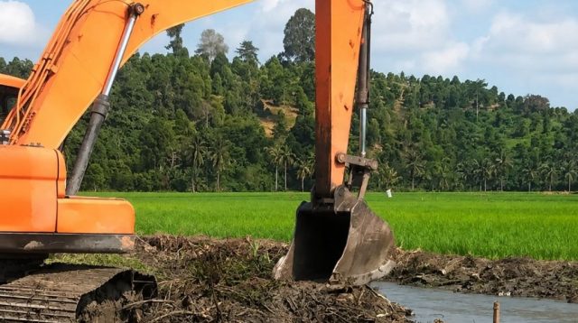 BPBD Parigi Moutong Lanjutkan Normalisasi Sungai di Kecamatan Kasimbar Pasca Banjir